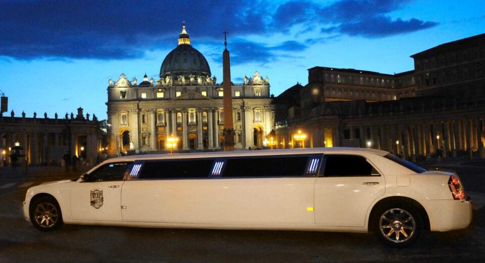 Affitta una limousine per il tuo matrimonio