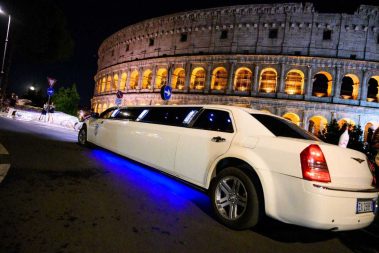 Affitta una limousine per il tuo matrimonio